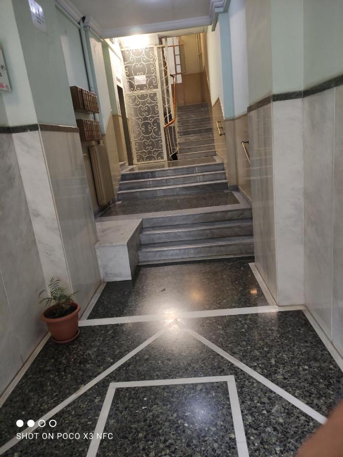 Closer "Egnatia Apartment 3" Thessaloníki Luaran gambar